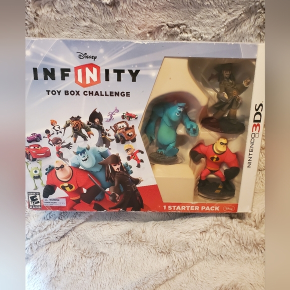 NEW Disney Infinity Nintendo 3DS Toy Box Challenge Video Game Starter Pack 3DS - Picture 1 of 9